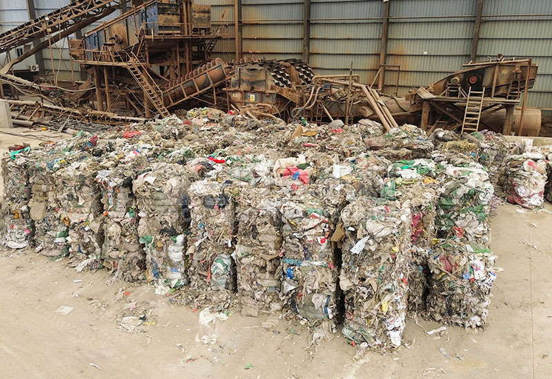 Packaged light matter Packaged light matter