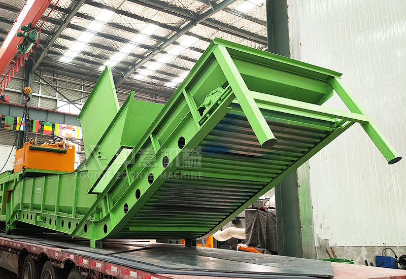 chain plate conveyor.jpg chain plate conveyor